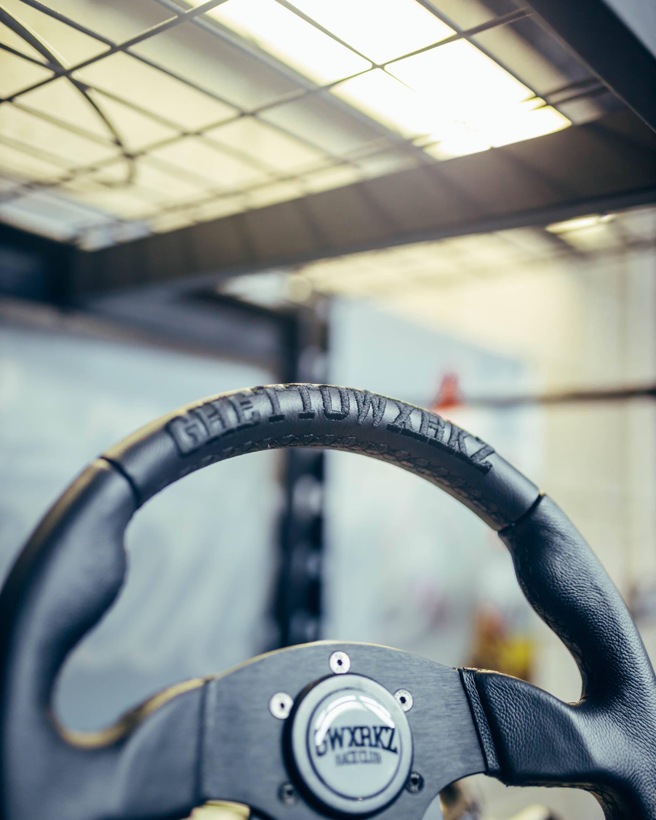 KAWAII FITMENT. steering wheel ver02 レザー KAWAII FITMENT